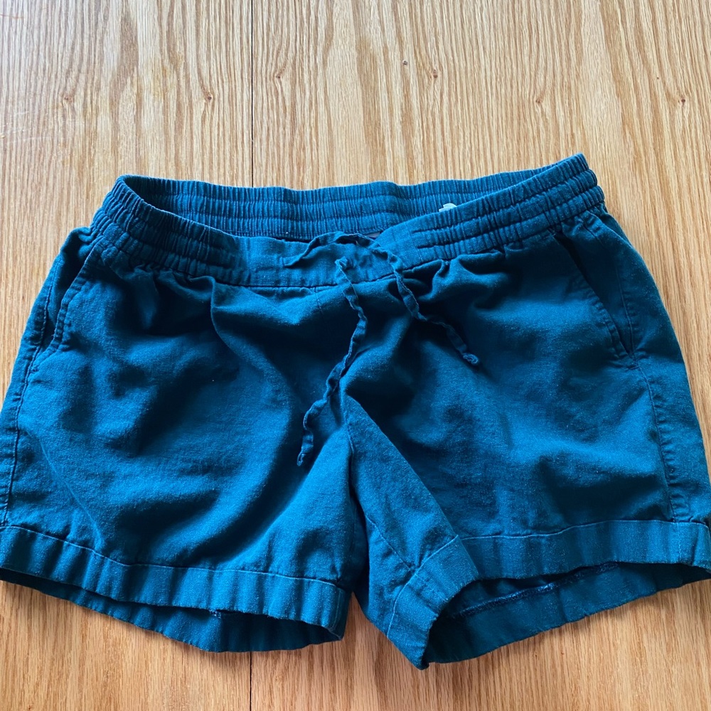 Linen shorts